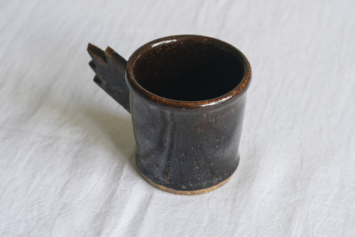 Black Bird Earthenware Mug(Small Brown) – No. 1